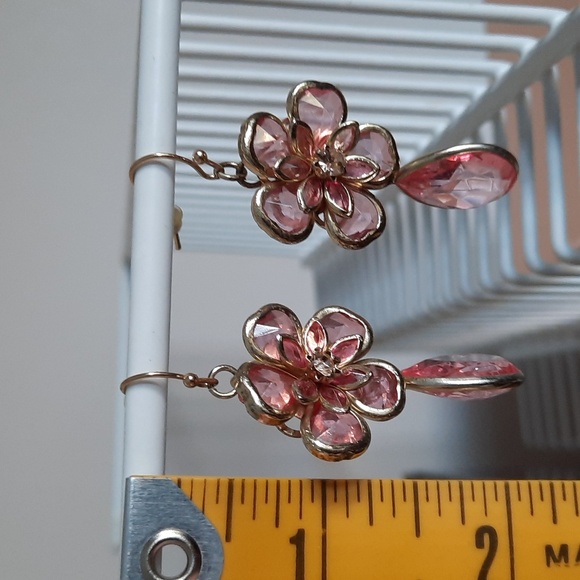 Pink Flower Dangle Earrings - Picture 3 of 3